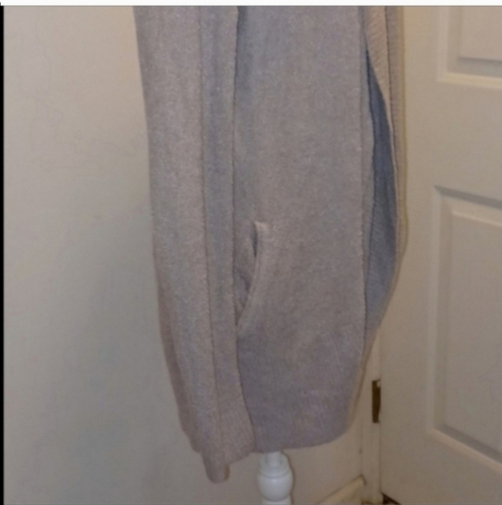Barefoot dreams Chic light open front sweater - Picture 3 of 5